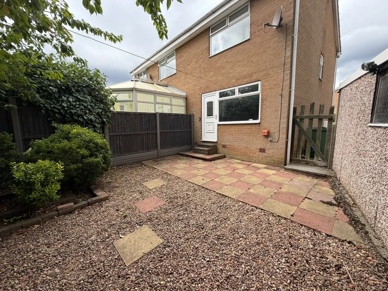 Woodlands Close, HUDDERSFIELD, photo 6