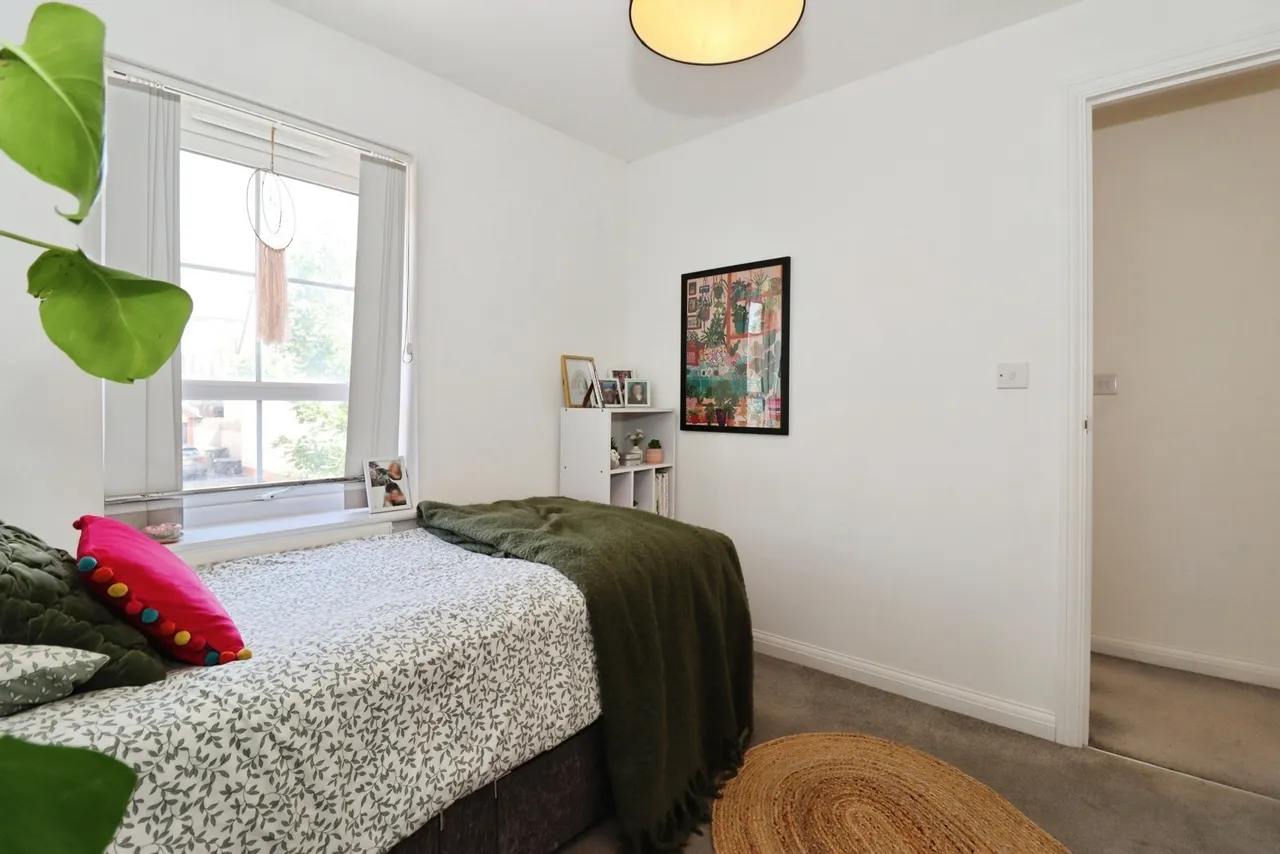 Clayhill Drive, Yate, Bristol, Gloucestershire, BS37, photo 12