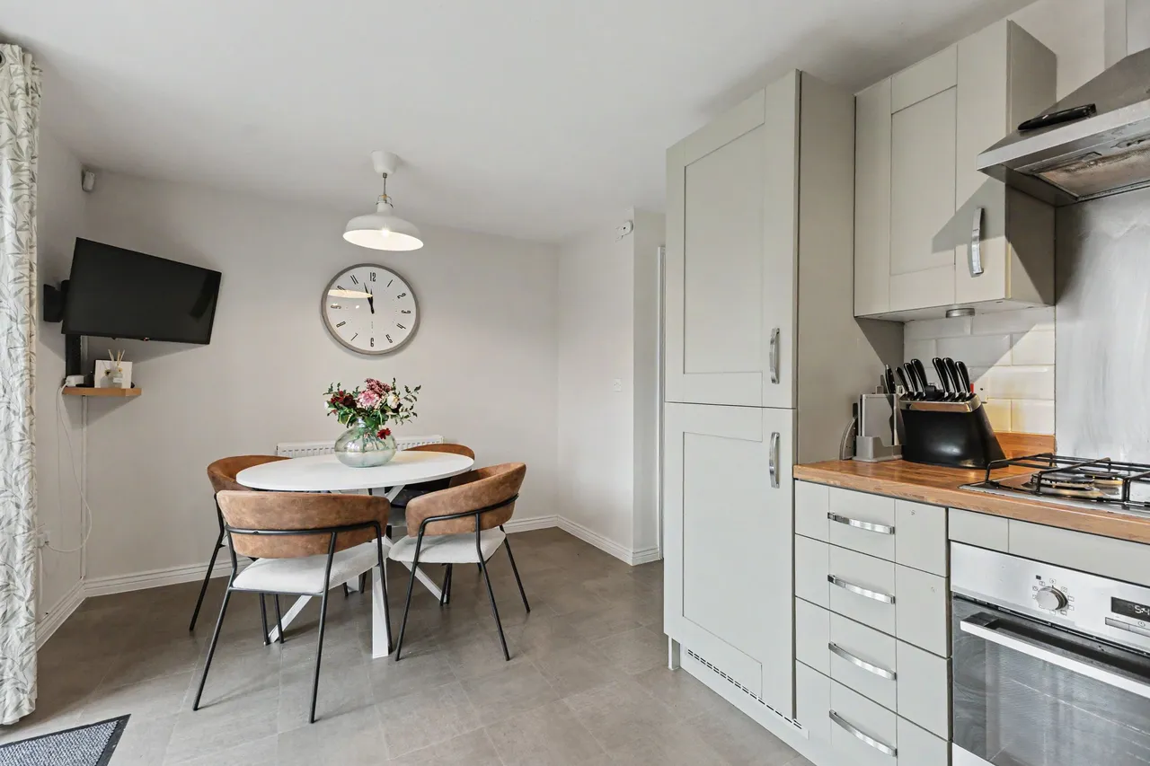 Gorse Fields, Pershore, WR10, photo 6