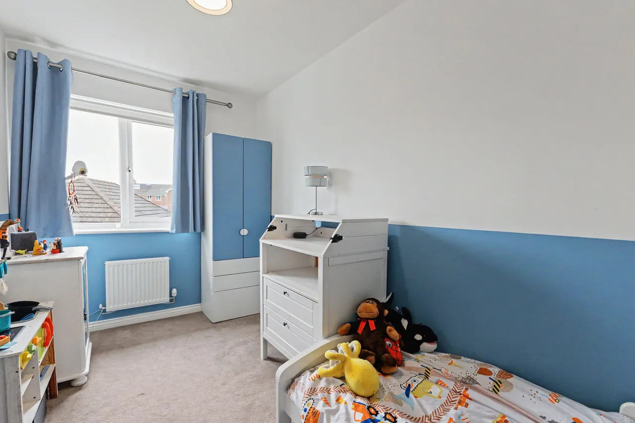 Gorse Fields, Pershore, WR10, photo 13