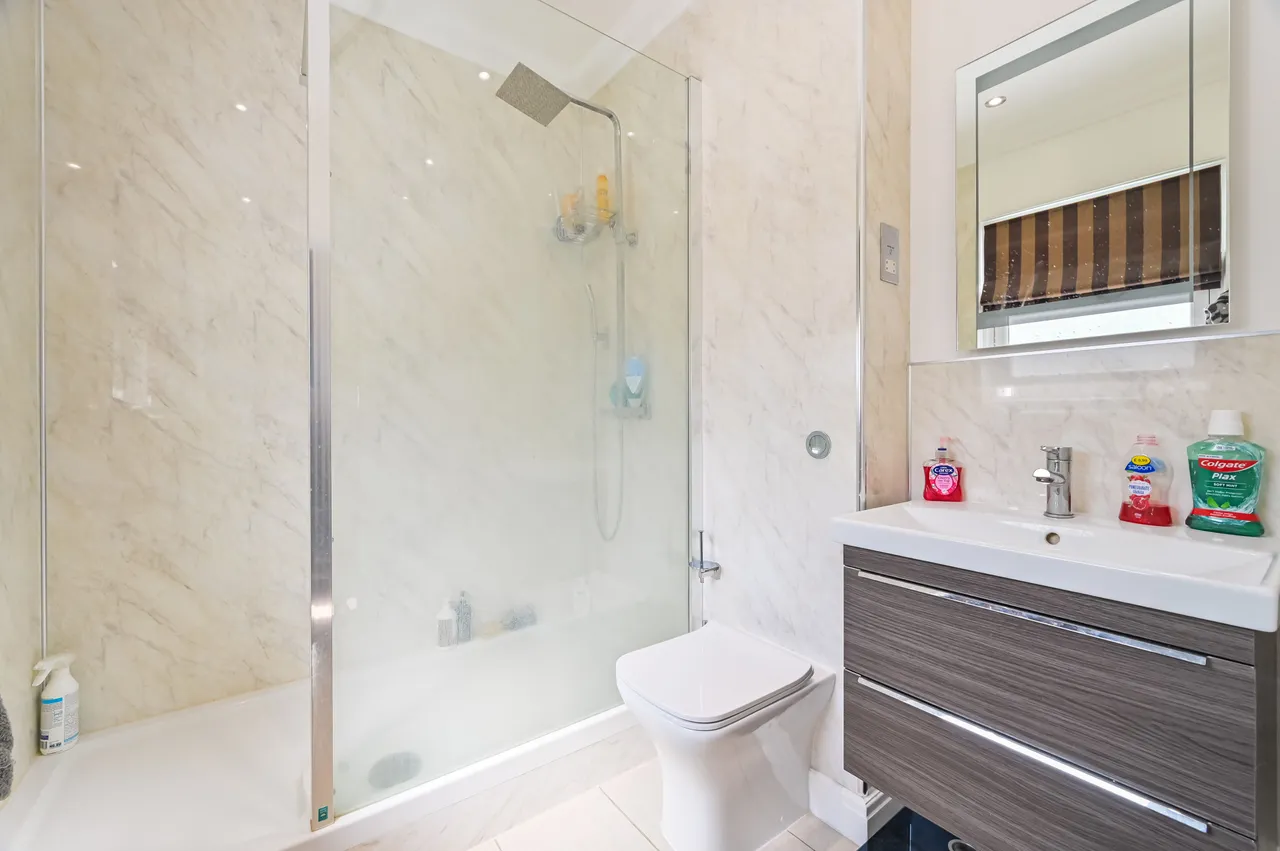 16 Lockesfield Place, London, photo 12