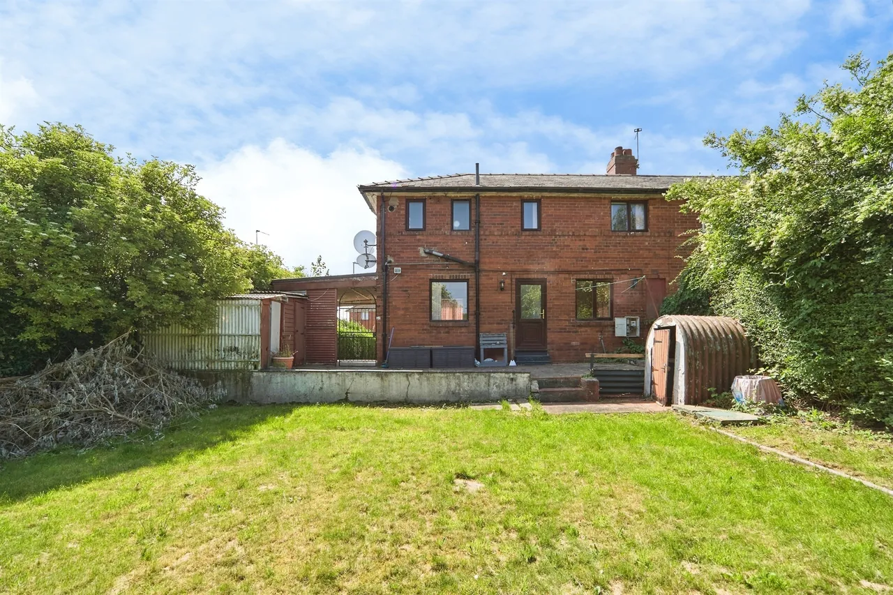 Hollin Park Road, Leeds, LS8, photo 8