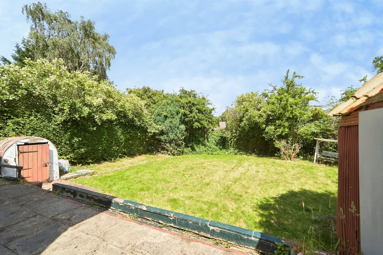 Hollin Park Road, Leeds, LS8, photo 4