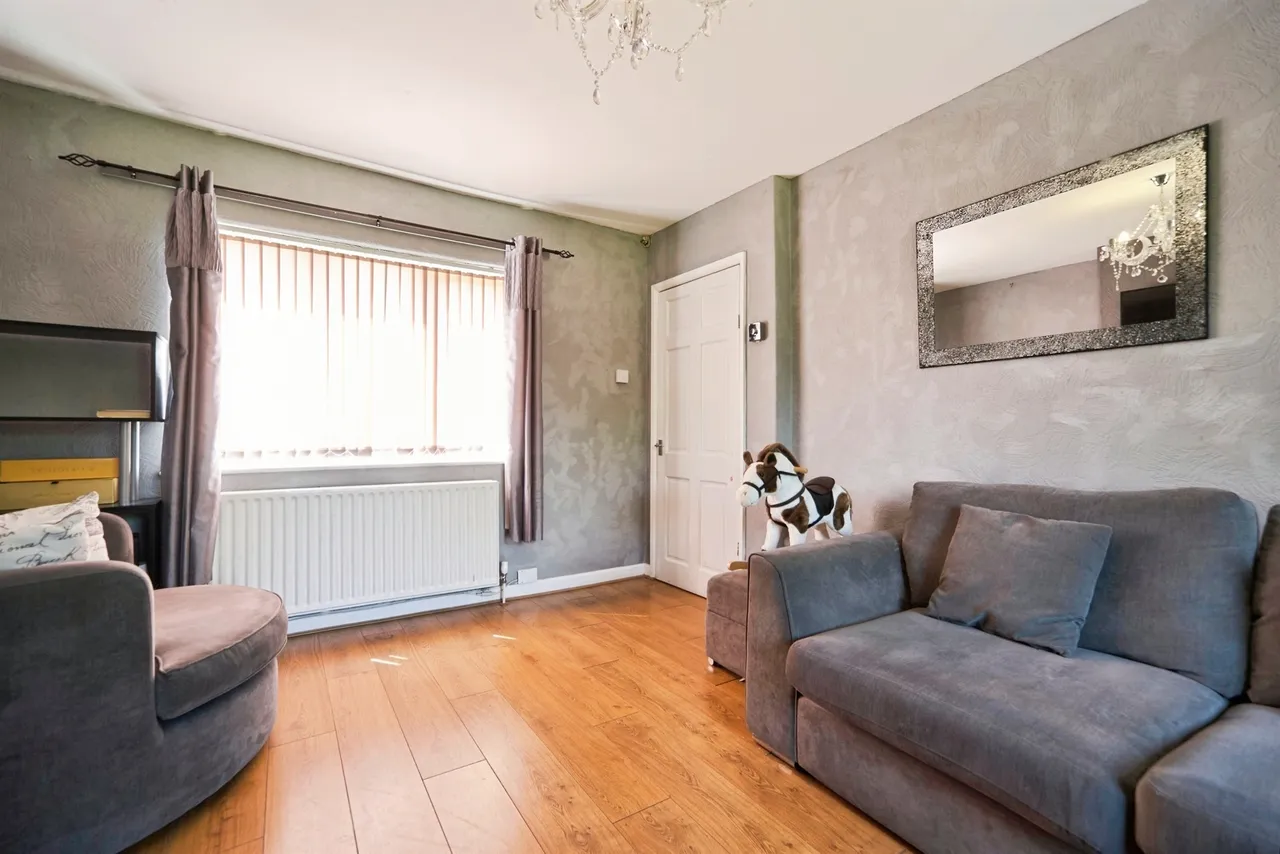 Hollin Park Road, Leeds, LS8, photo 6