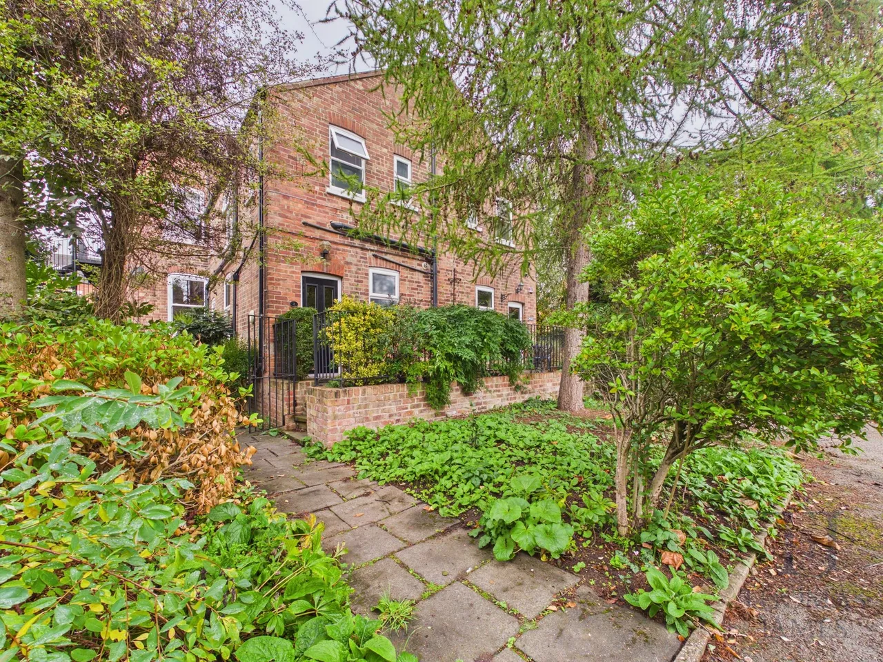 Henry Road, West Bridgford, NG2, photo 18