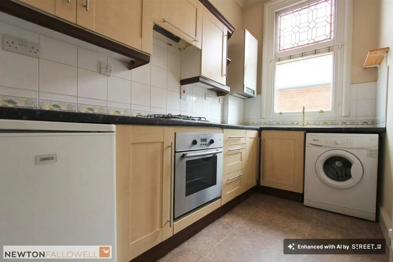 Victoria Park Road, Leicester, LE2, photo 2