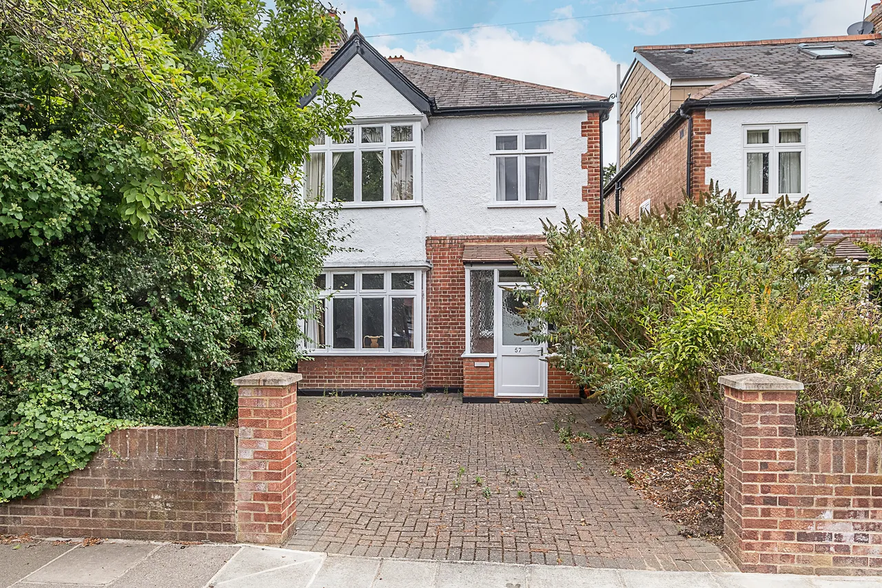 4 bed house for sale, Elmfield Avenue, Teddington, TW11