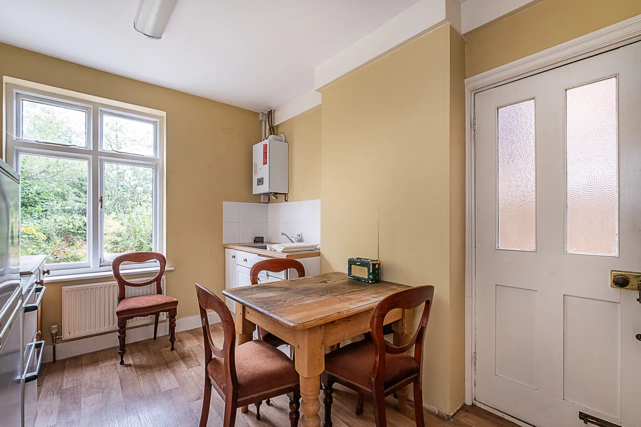 Elmfield Avenue, Teddington, TW11, photo 4