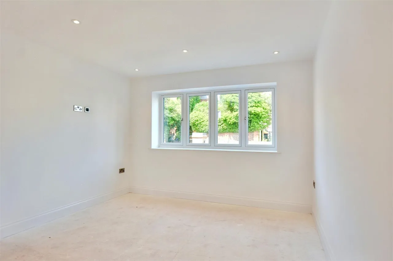 Devonshire Drive, Eastwood, NG16, photo 6