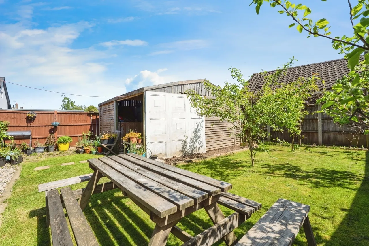 Norman Drive, Norwich, Norfolk, NR6, photo 12