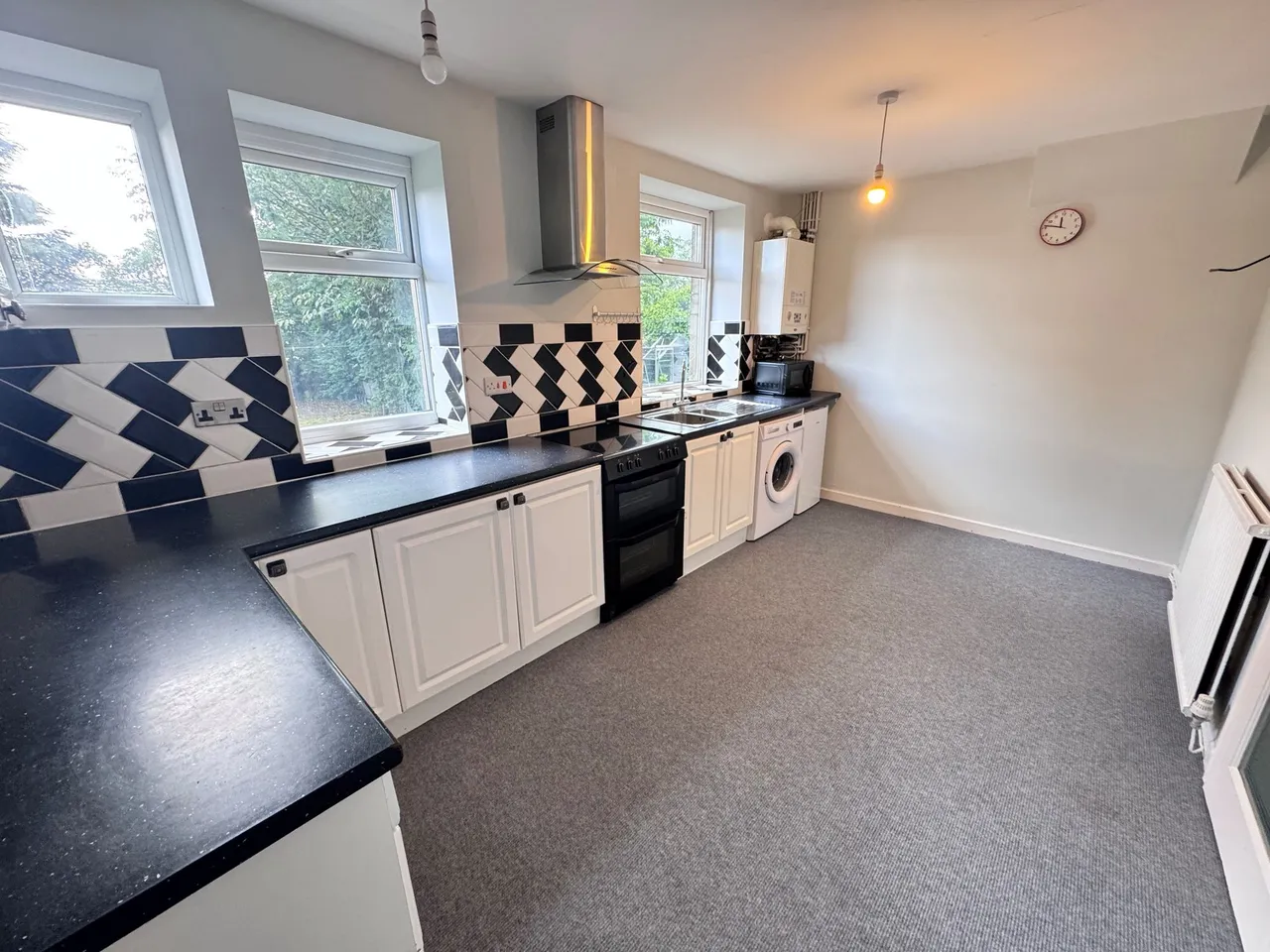 Anchor Avenue, High Peak, photo 6