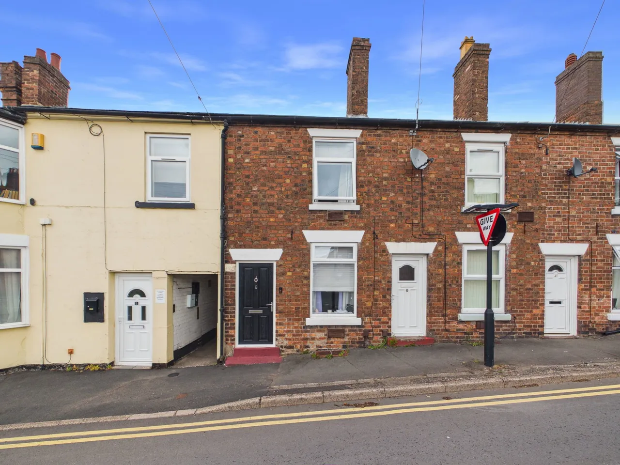 Slaney Street, Oakengates, TF2, photo 14