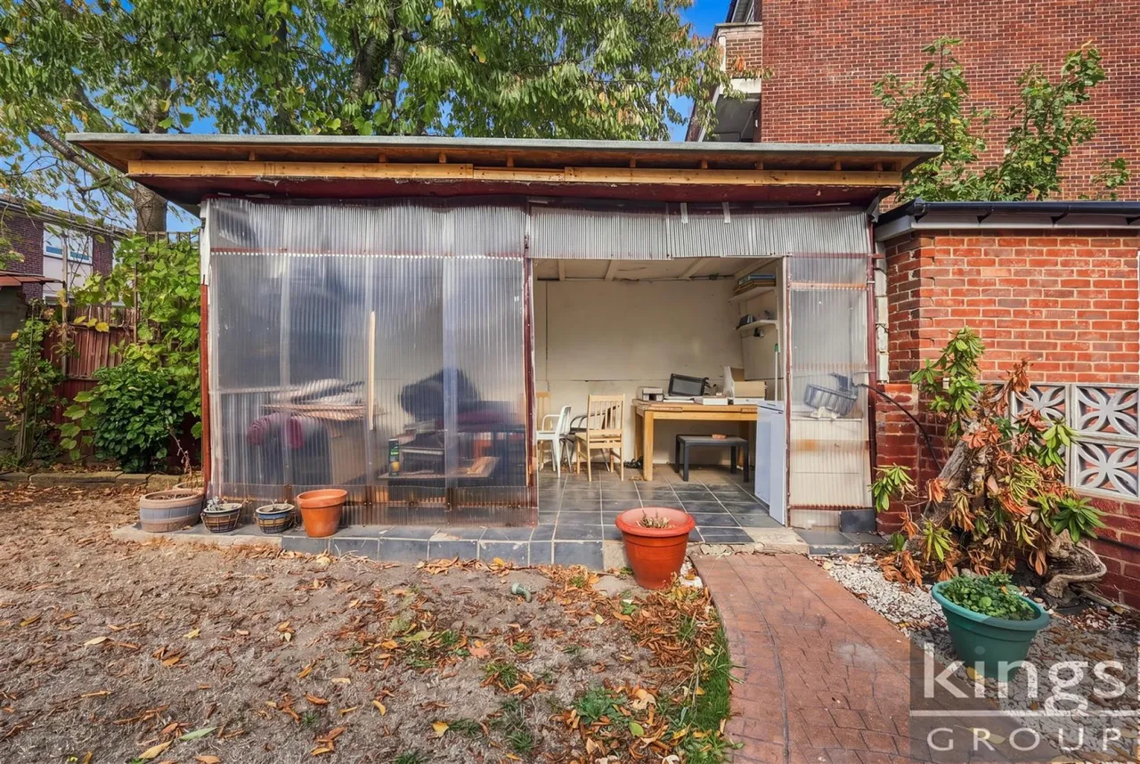 Ashdown Road, Enfield, photo 16