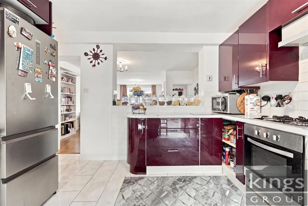 Ashdown Road, Enfield, photo 11
