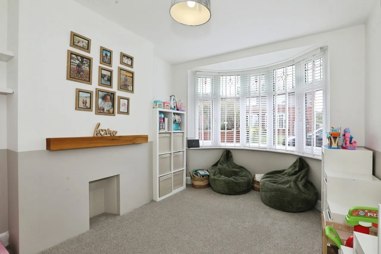 Walford Avenue, Crewe, Cheshire, CW2, photo 2