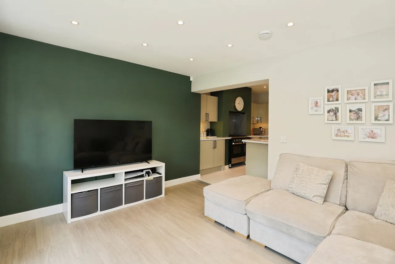Walford Avenue, Crewe, Cheshire, CW2, photo 11