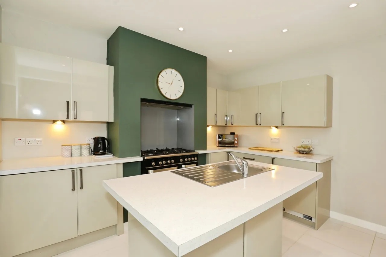 Walford Avenue, Crewe, Cheshire, CW2, photo 9
