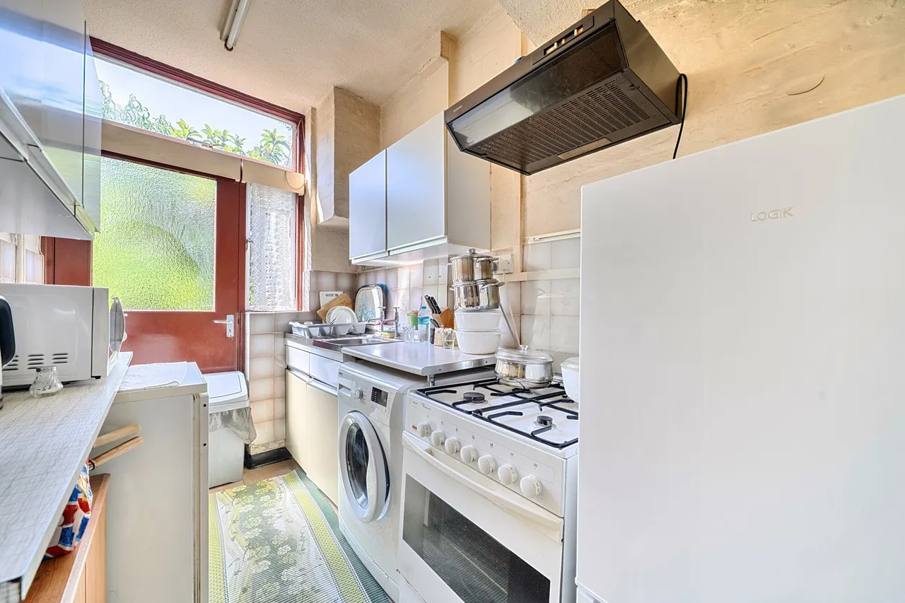 Valeswood Road, BR1, photo 12
