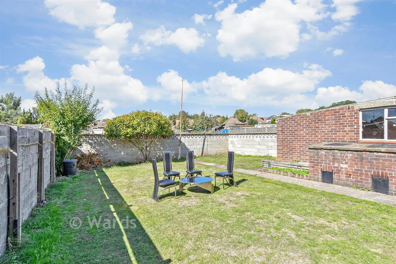 Marconi Road, Northfleet, DA11, photo 2