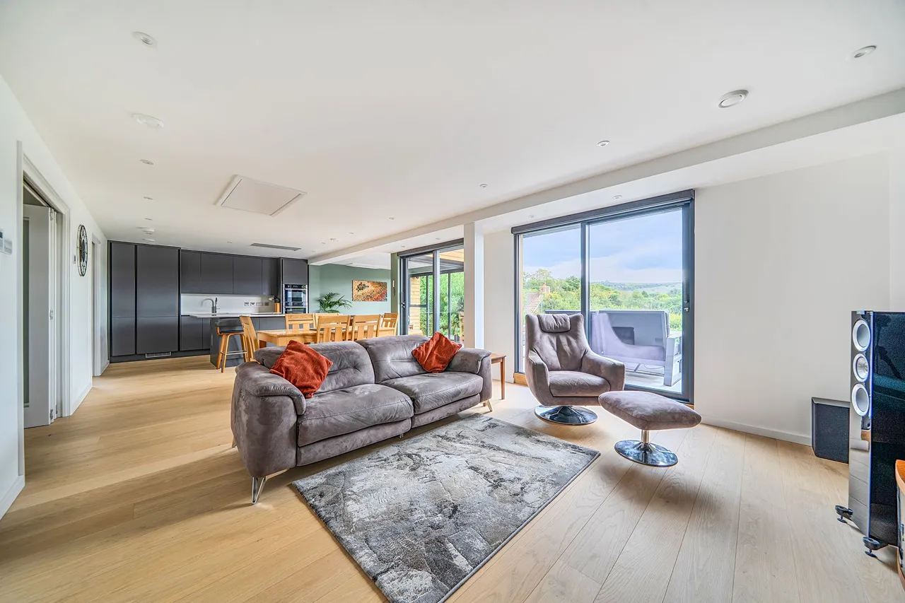Chantry Close, Storrington, RH20, photo 14