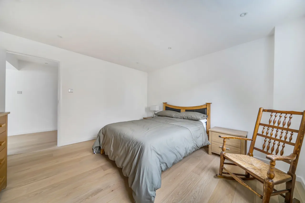 Chantry Close, Storrington, RH20, photo 31