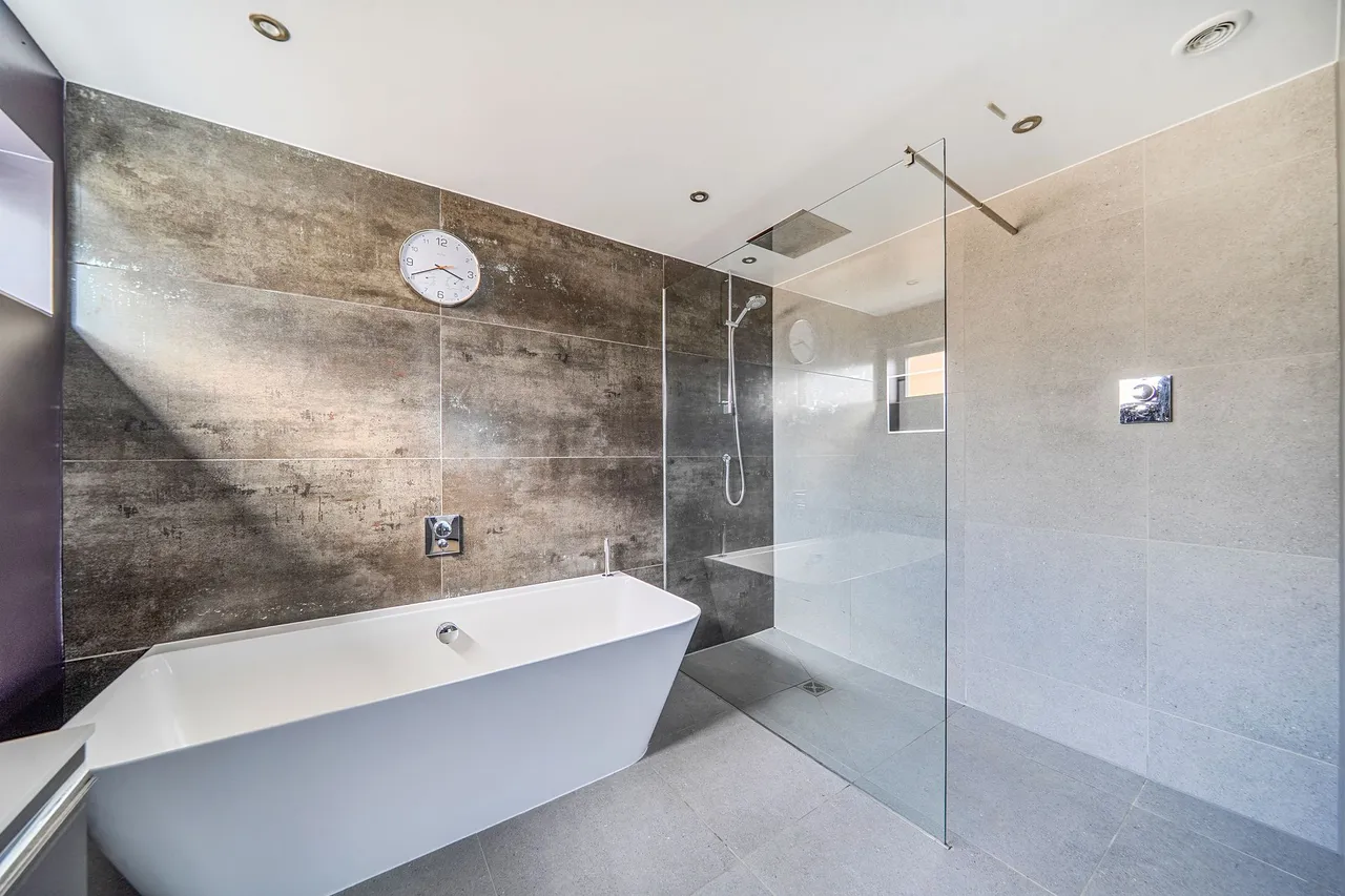 Chantry Close, Storrington, RH20, photo 25