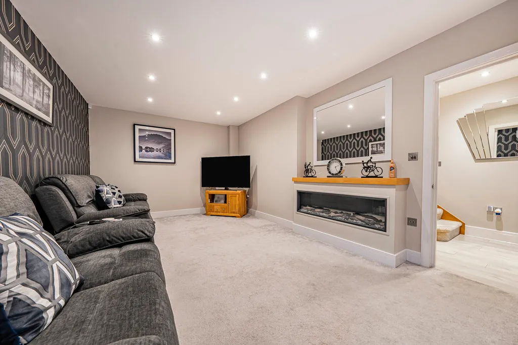 Long Lane, Hillingdon, UB10, photo 37