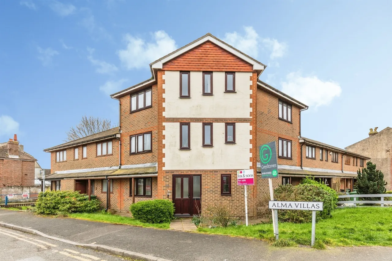 2 bed flat for sale — Alma Court, St. Leonards-On-Sea