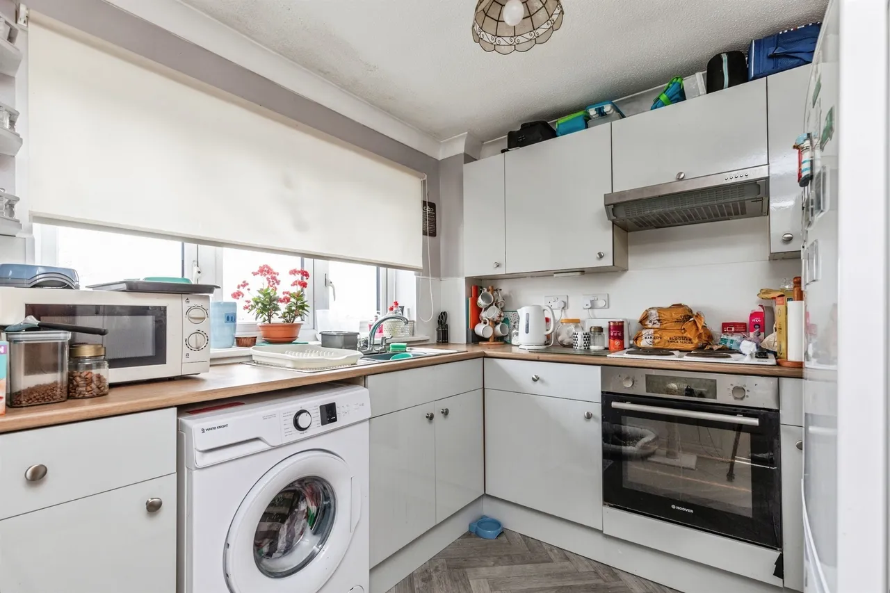 Alma Court, St. Leonards-On-Sea, photo 2