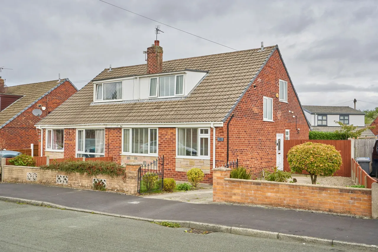 Ruskin Crescent, Abram, WN2, photo 5