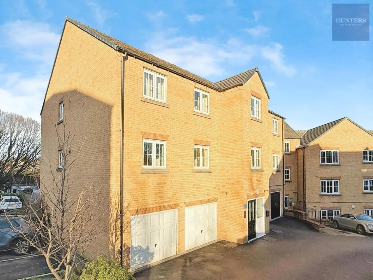 2 bed flat for sale — Broadlands Gardens, Pudsey