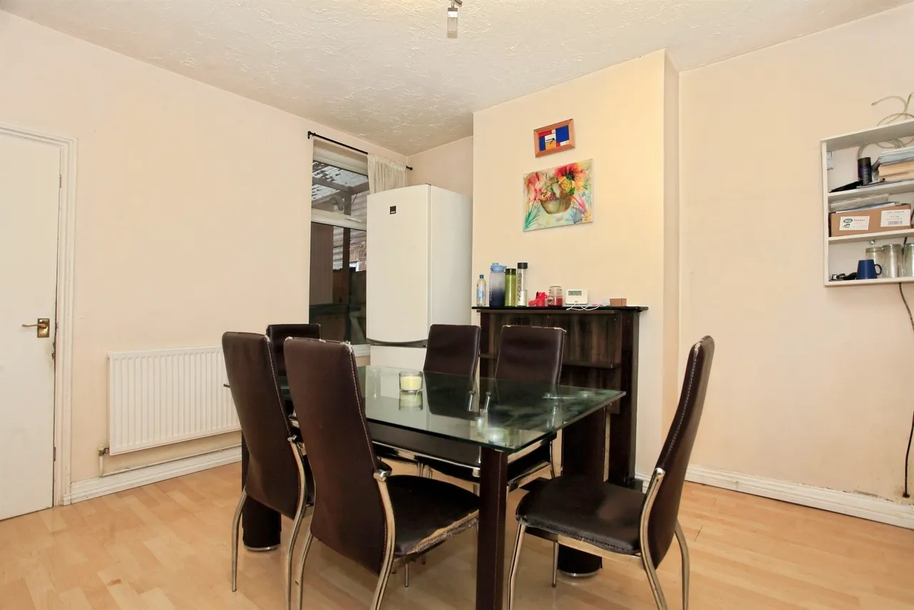 Lincoln Road, Peterborough, photo 11