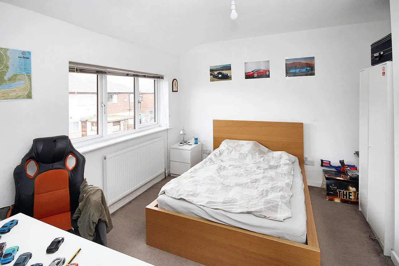 Higham Avenue, Warrington, Warrington, WA5 0HF, photo 3