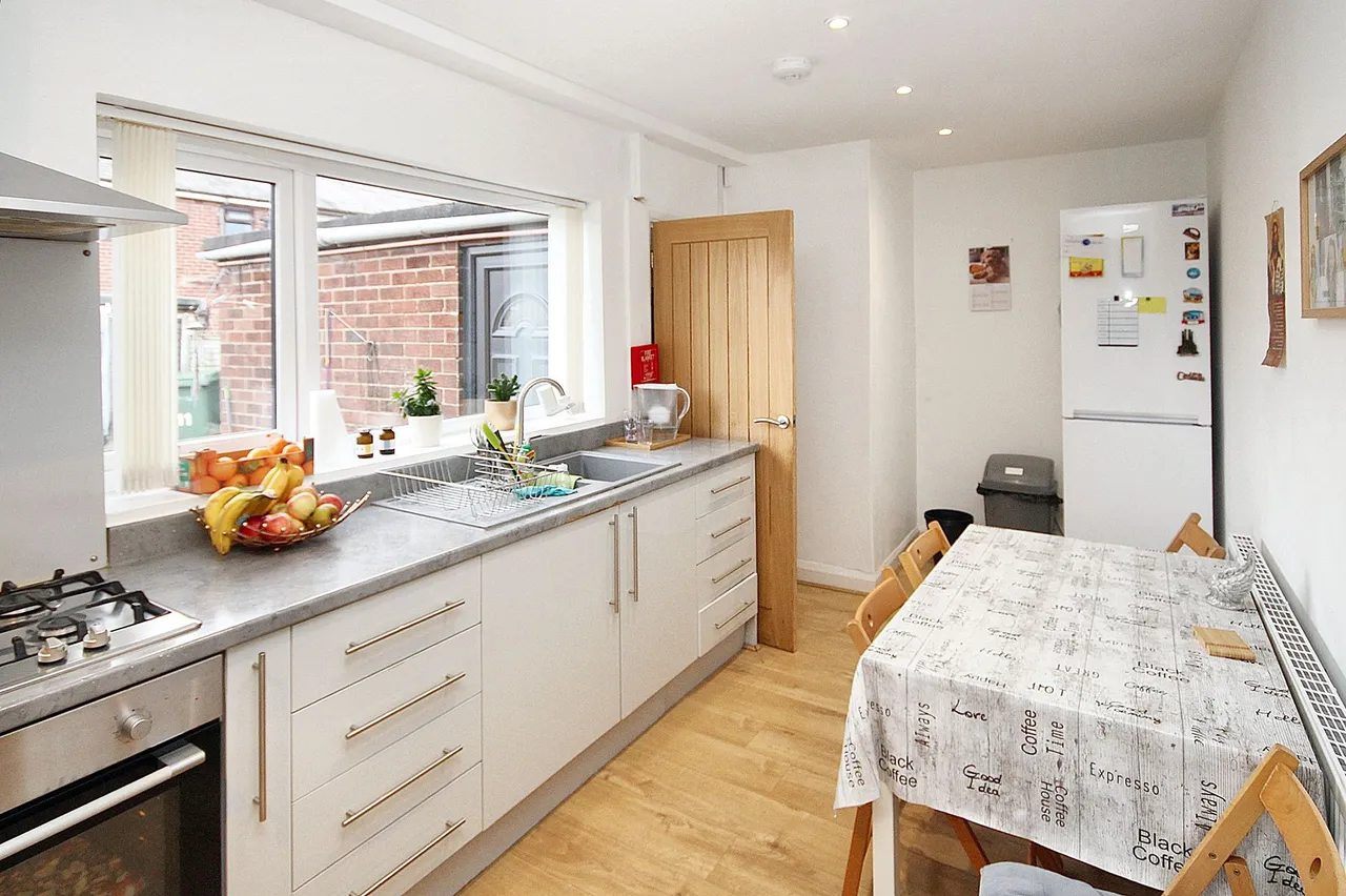 Higham Avenue, Warrington, Warrington, WA5 0HF, photo 11