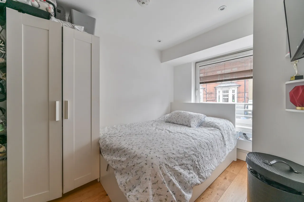 Flat 9, Green Dragon House, 64-70 High Street, Croydon, photo 5