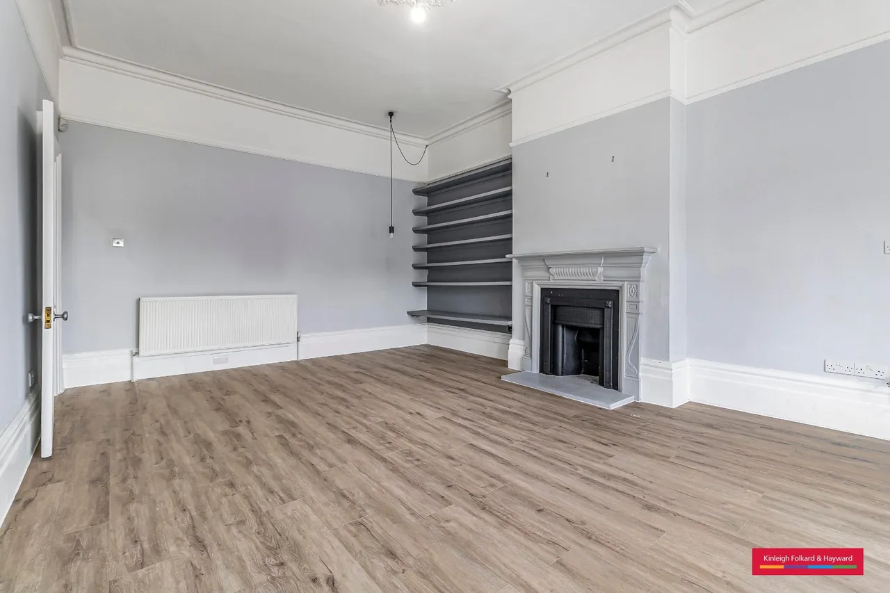 Nether Street, Finchley, London, N12, photo 10