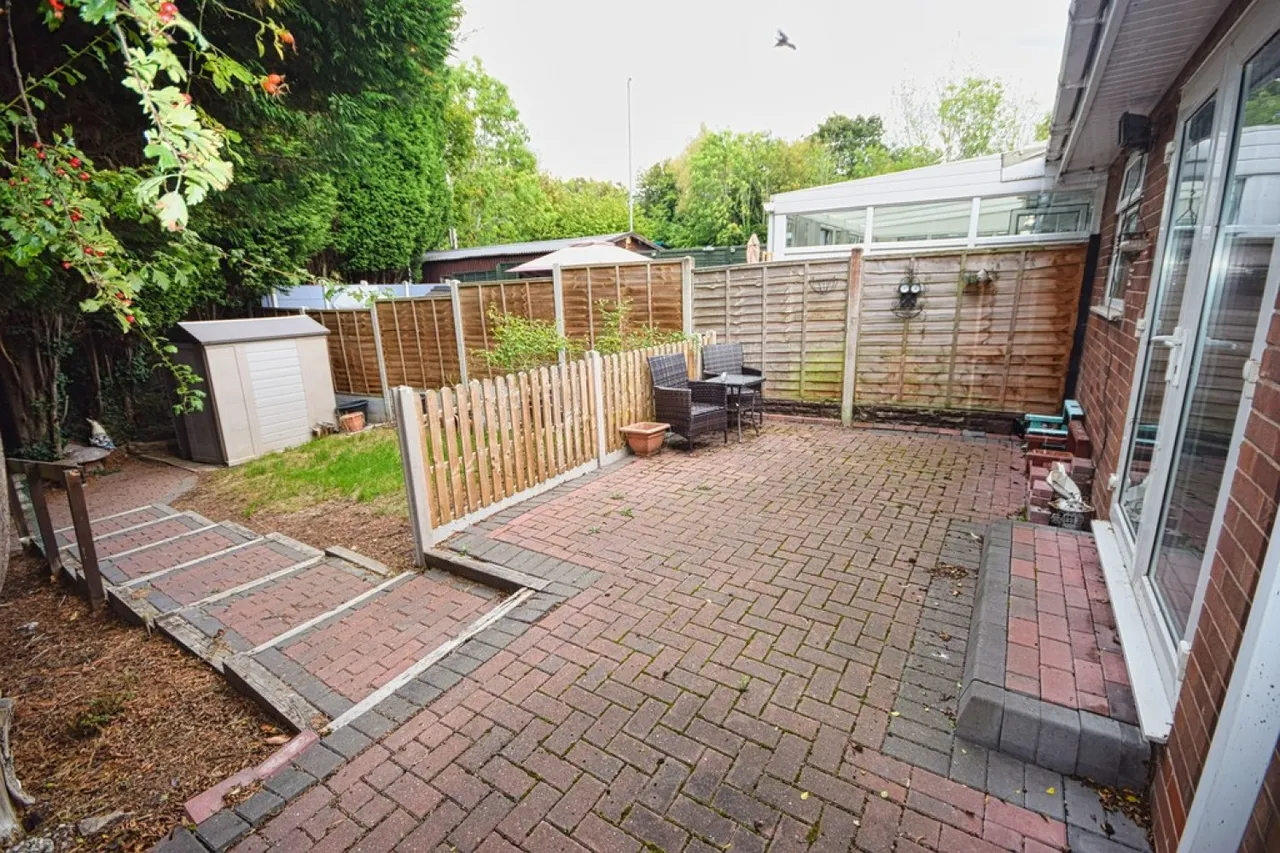 Torside, Wilnecote, B77, photo 14