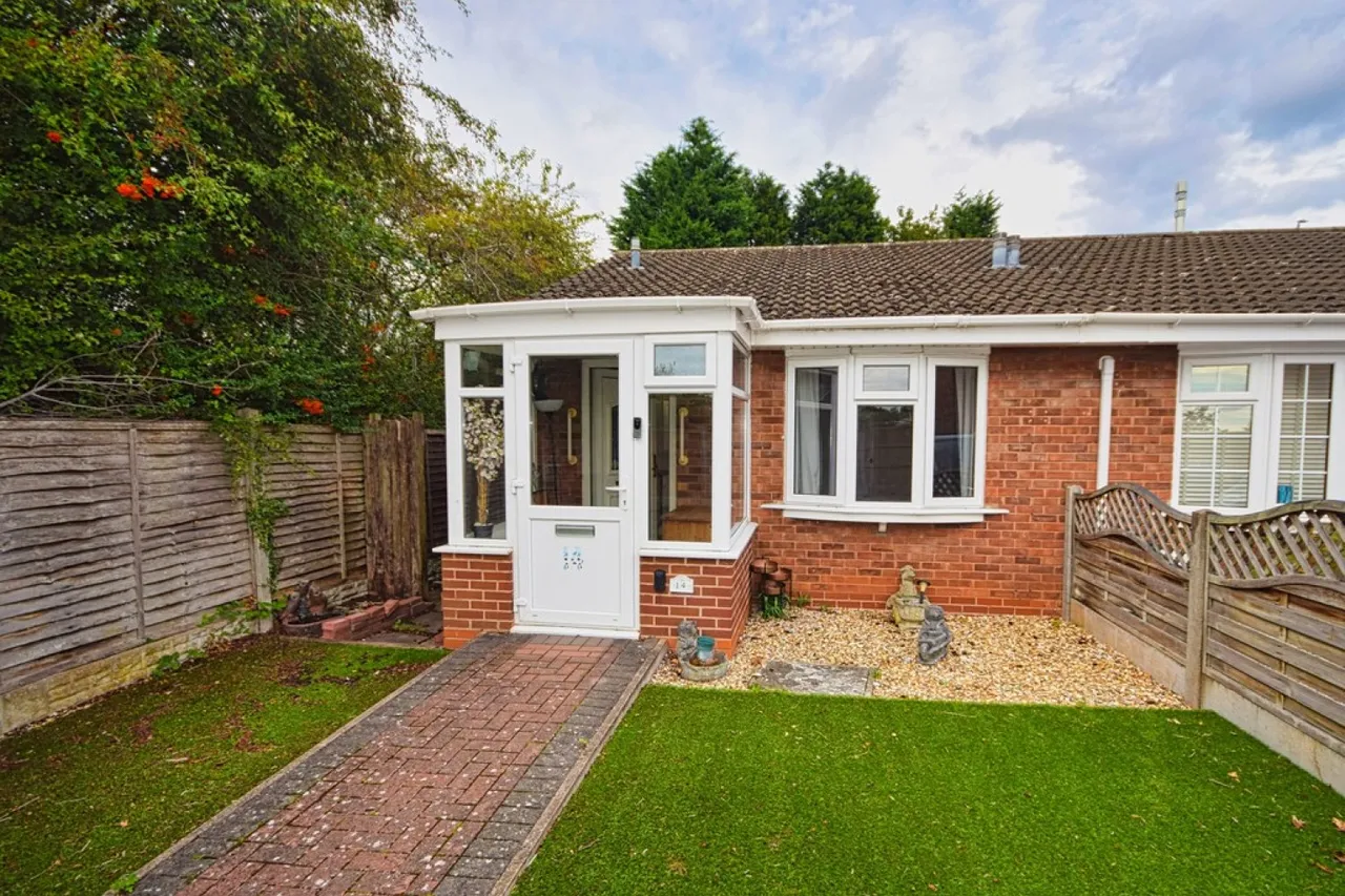 Torside, Wilnecote, B77, photo 13