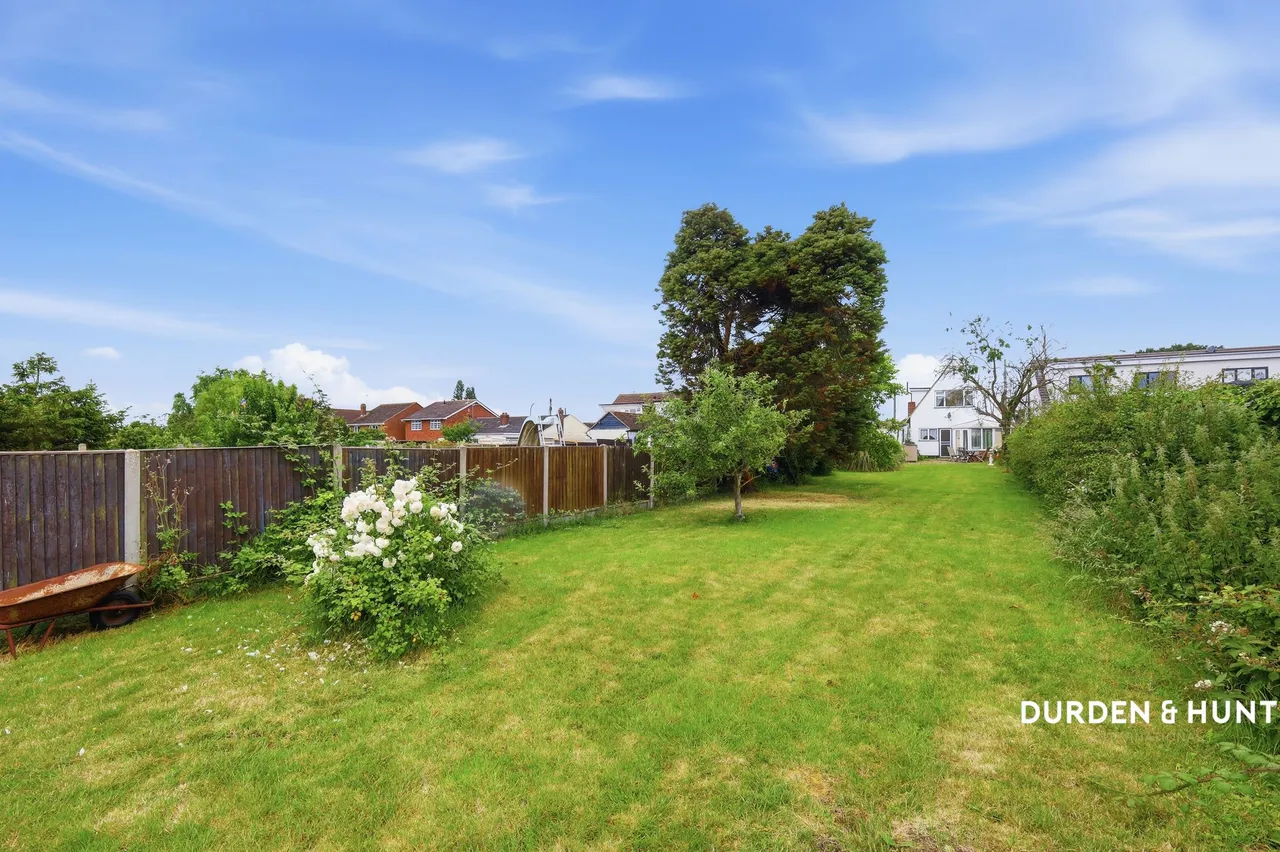 Golden Cross Road, Rochford, SS4, photo 3