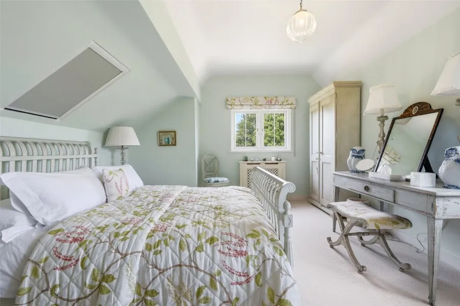 House Under Offer with 5 bedrooms in Buntingford, SG9, photo 30