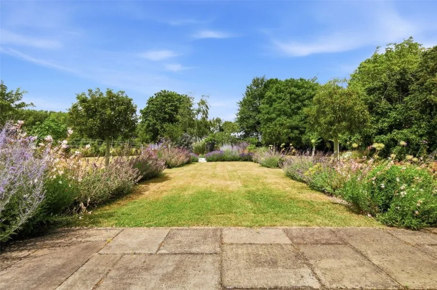 House Under Offer with 5 bedrooms in Buntingford, SG9, photo 4
