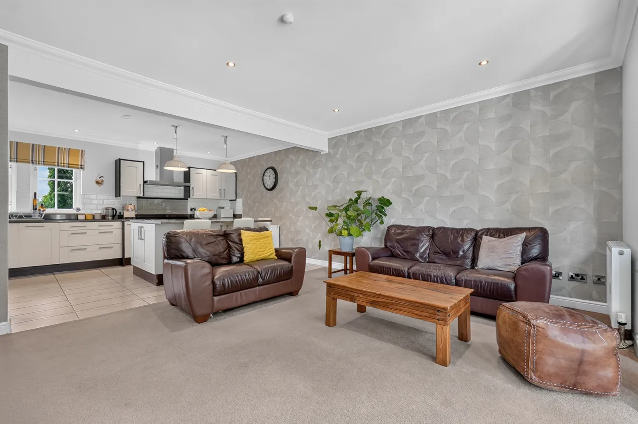 10 Pollock Morris Drive, Crosshouse, KA2 0EJ, photo 5
