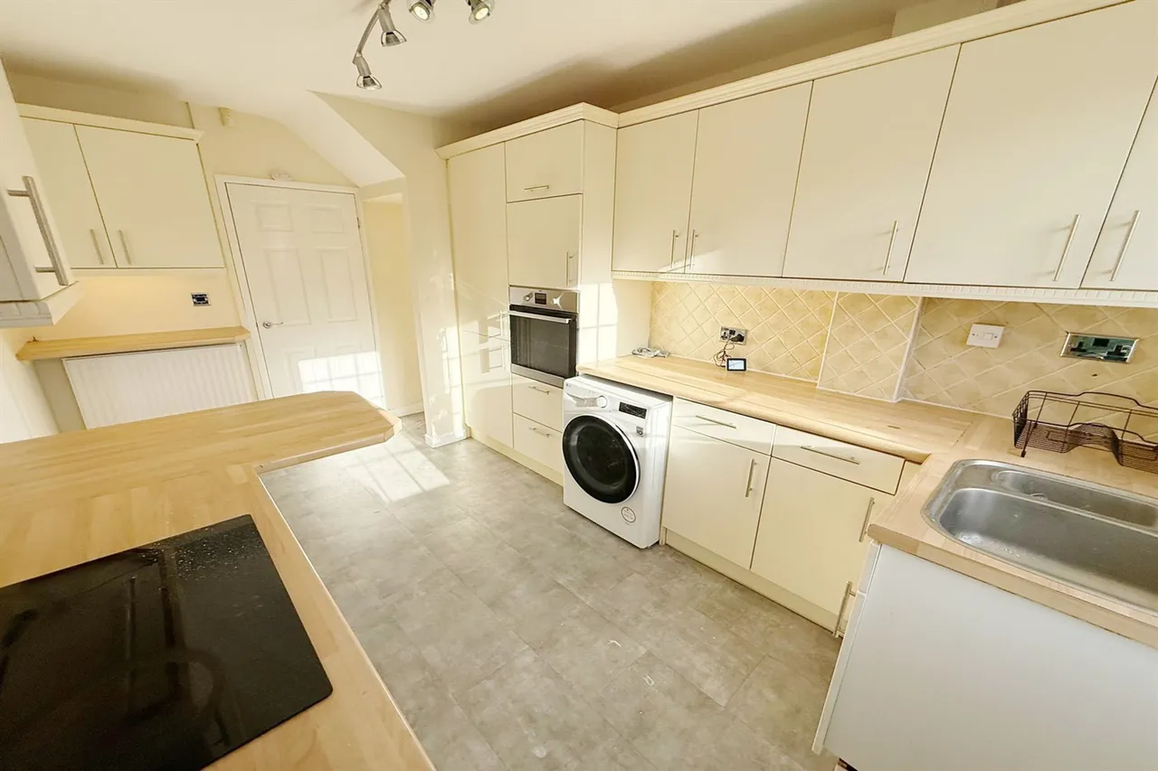 Ashley Drive, Stockport, photo 6