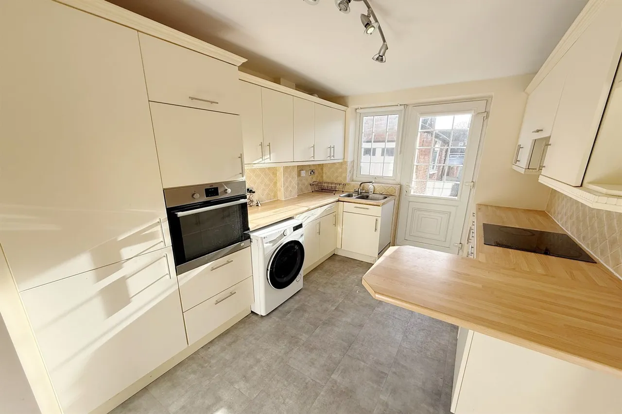 Ashley Drive, Stockport, photo 4