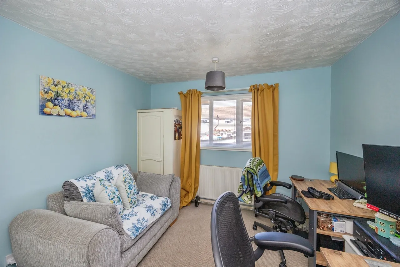 Bitterne Close, Havant, PO9, photo 13