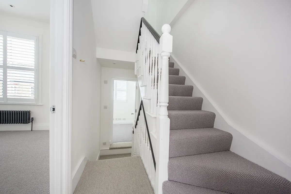 St. Ann's Park Road, London, SW18, photo 7