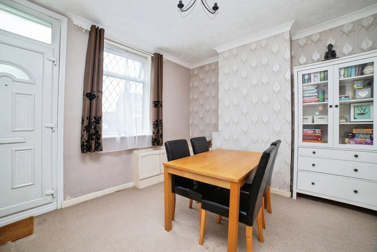 Alfreton Road, SUTTON-IN-ASHFIELD, Nottinghamshire, NG17, photo 2