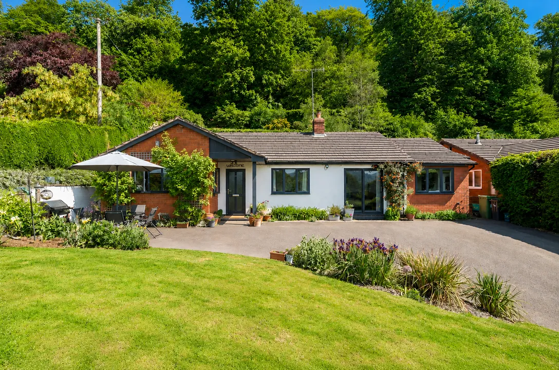 3 bed house for sale — Scarr Bank, Old Radnor, Presteigne, Powys, LD8 2RL