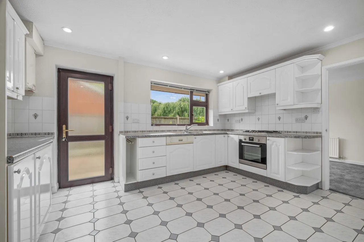 Cottage Farm Lane, Marlbrook, Bromsgrove, B60 1EA, photo 6