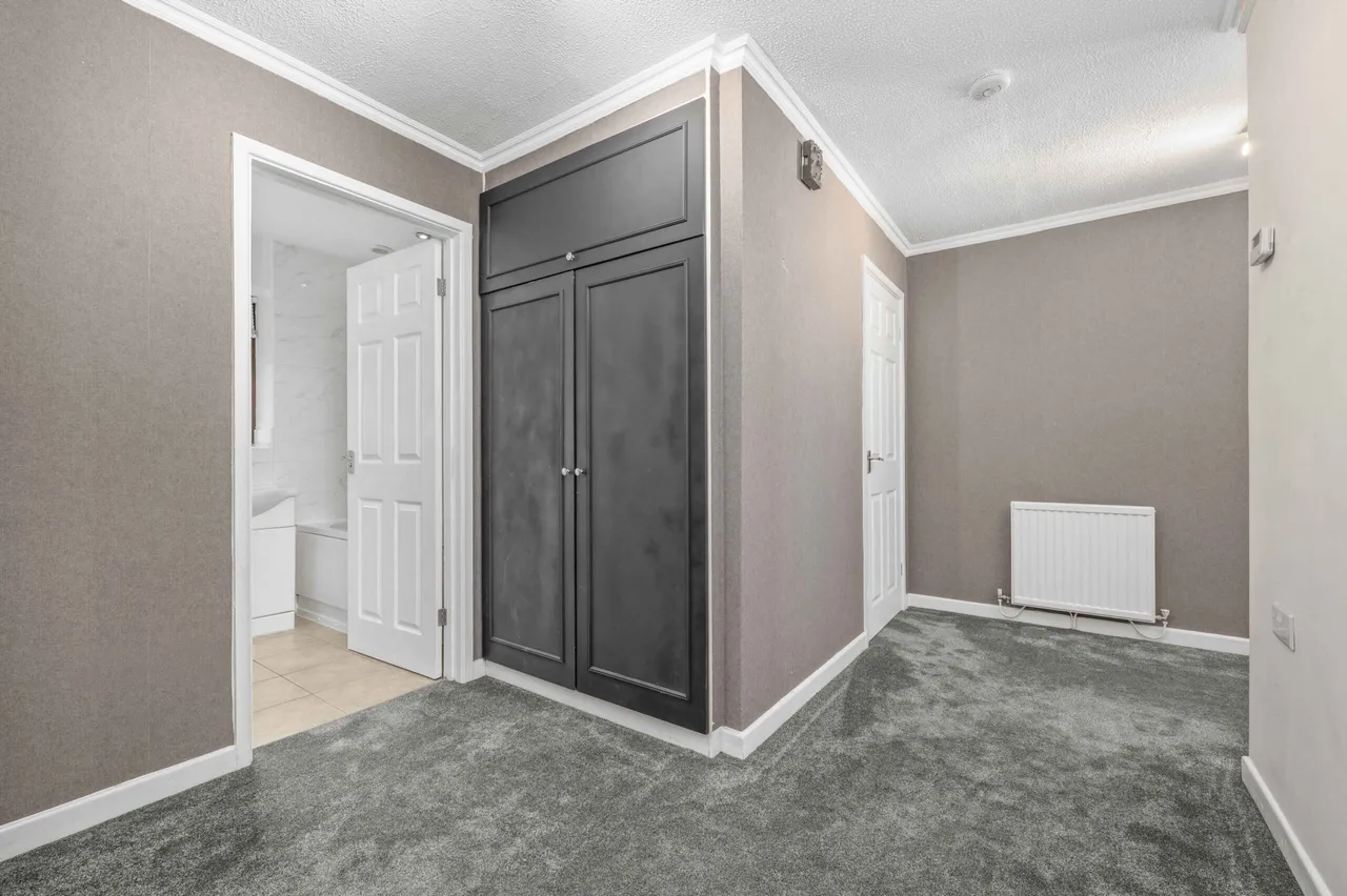 Cottage Farm Lane, Marlbrook, Bromsgrove, B60 1EA, photo 8